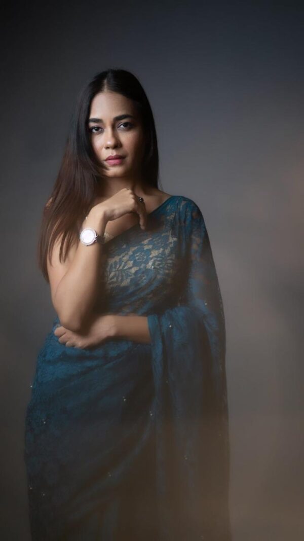 Hire Model {Inlaks Nagar Yari Road Versova, Mumbai, Maharashtra} - Image 11