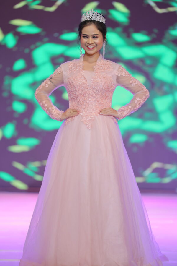Hire Model {Guwahati Assam} - Image 2